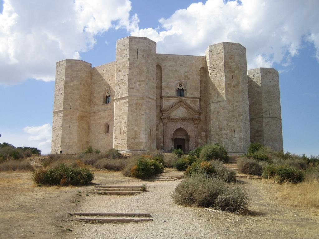 B&B Le Stagioni Castel Del Monte  Bilik gambar